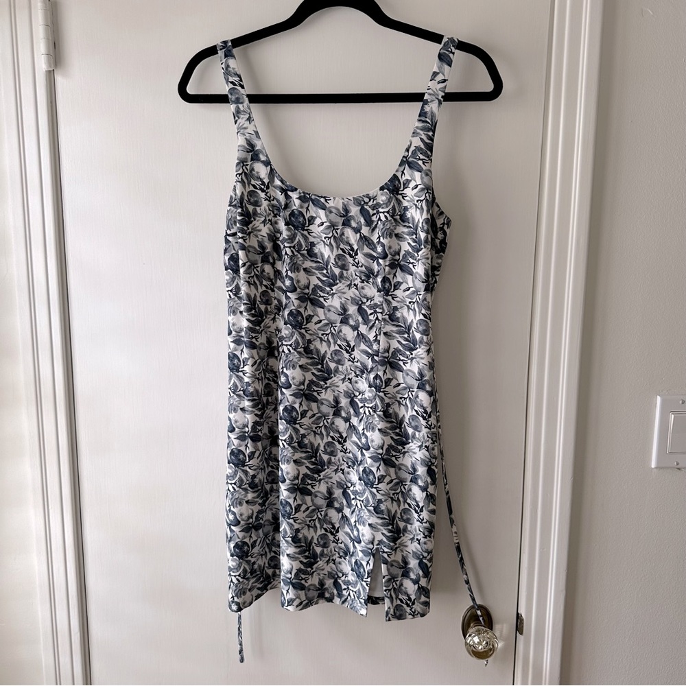 Abercrombie lemon floral mini dress